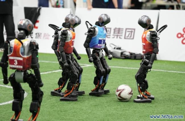 寰宇东谈主形机器东谈主通顺会有何看点